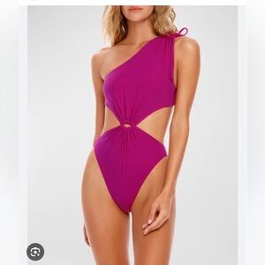 Agua Bendita asymmetric one piece swimsuit. Worn once. Great condition! Medium